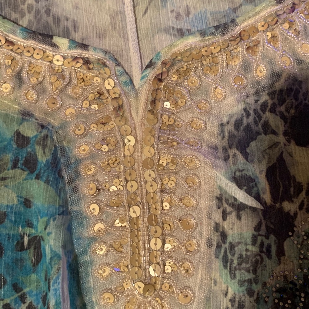 print blouse - Picture 3 of 6
